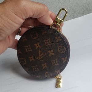 Lv coin zip wallet